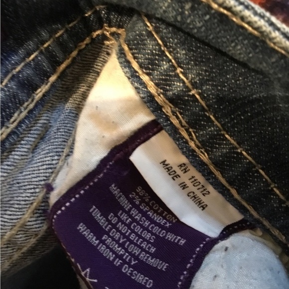 VIGOSS size 5 Jean Capri 7 pocket
2 button and zipper closure - Picture 8 of 12